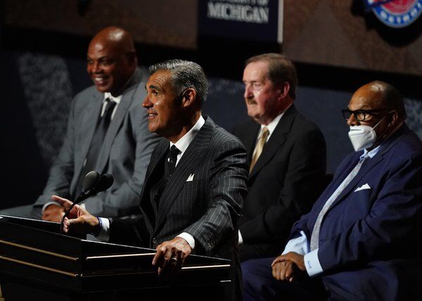 Jay Wright Inducted Into Basketball Hall of Fame