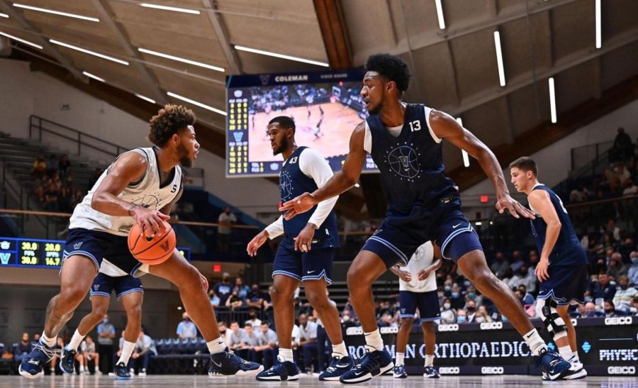 The Blue-White scrimmage was a spirited showcase of the teams offseason work.