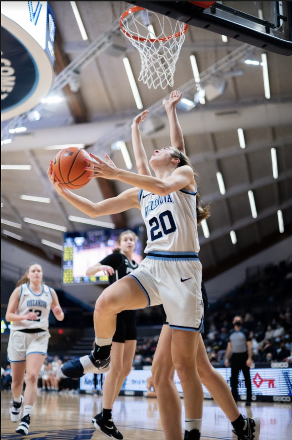 Maddy Siegrist (above) scored a career high 42 points in the teams ninth straight win. 