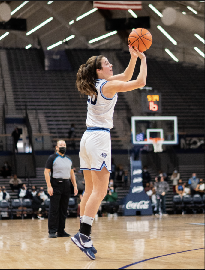 Maddy Siegrist (above) recorded her eighth 30-point performance of the season. 