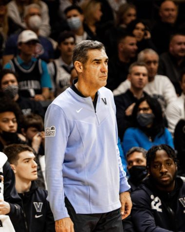 Jay Wright announced his retirement on Wednesday night. 