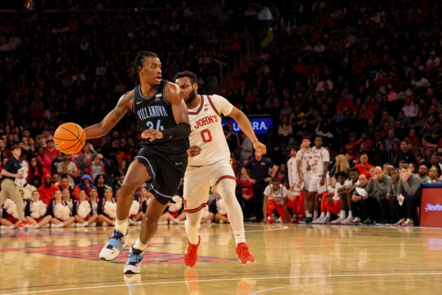 Brandon Slater scored 14 points in the second half to lead Villanova to the victory.