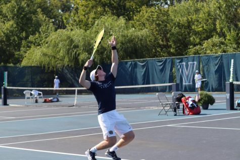 Mens tennis falls to Drexel and Delaware this past weekend