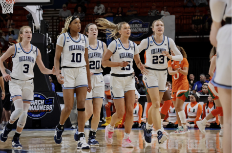 Wildcats end historic season in Sweet 16 loss to No. 9 Miami