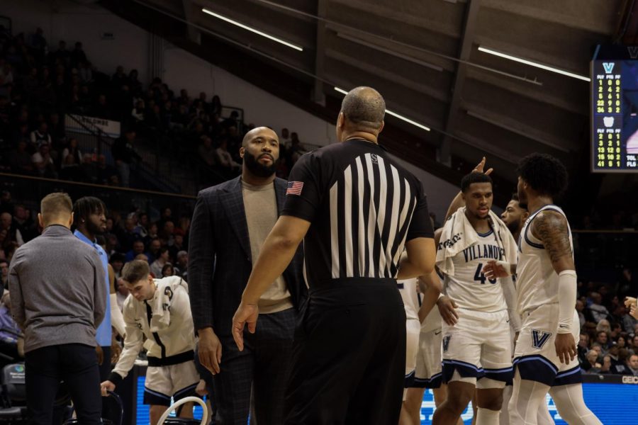 Villanova scored 23 points in the first half of its matchup with Creighton.