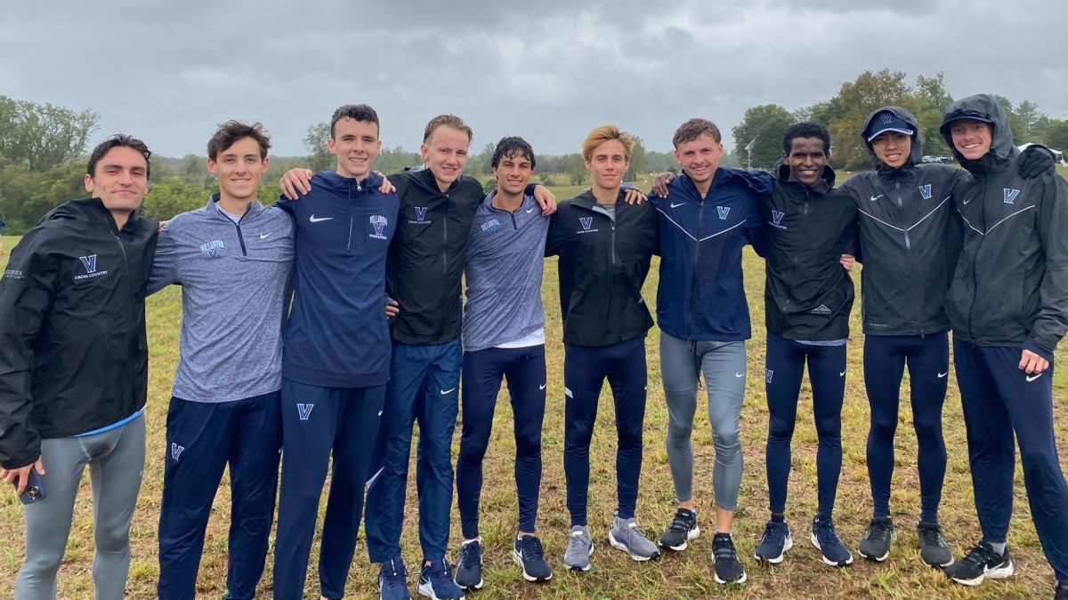 Men’s cross country finished ahead of three top-10 teams at the Virginia Invitational.