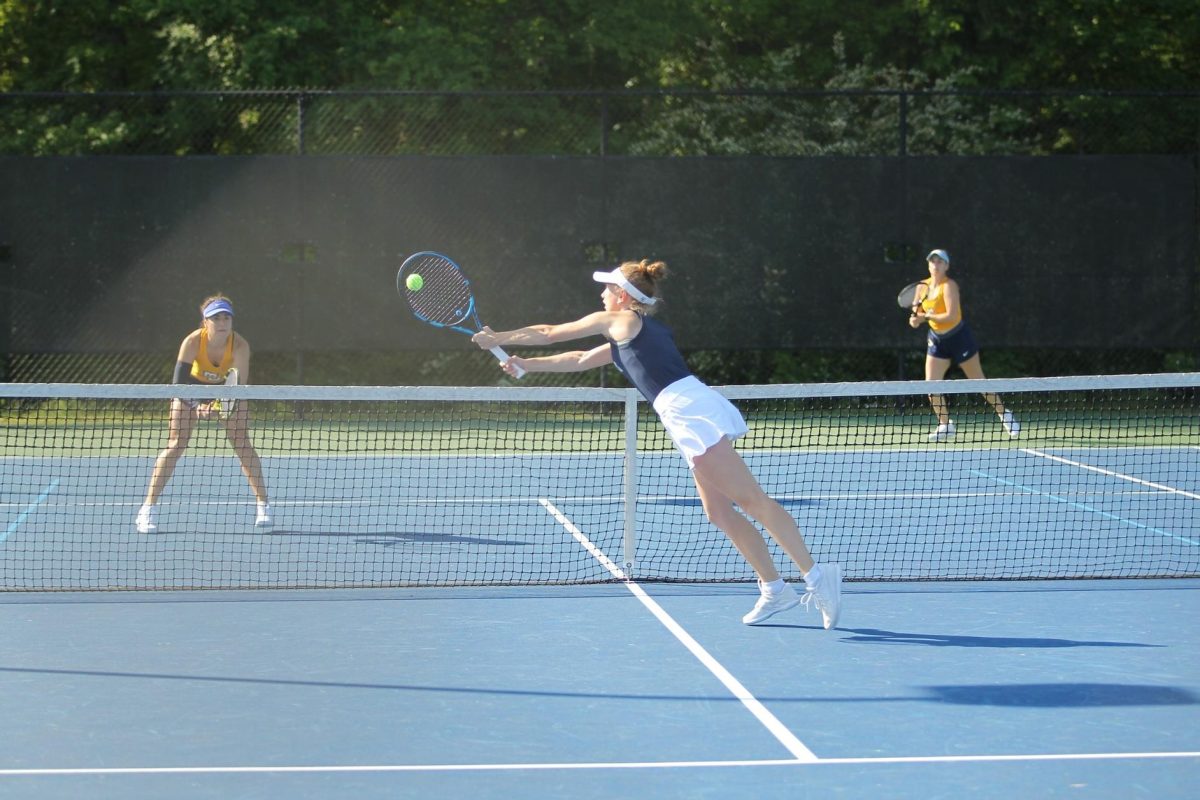 Women’s tennis traveled to Delaware, falling 6–1, and Navy, losing 5–2, over the weekend.