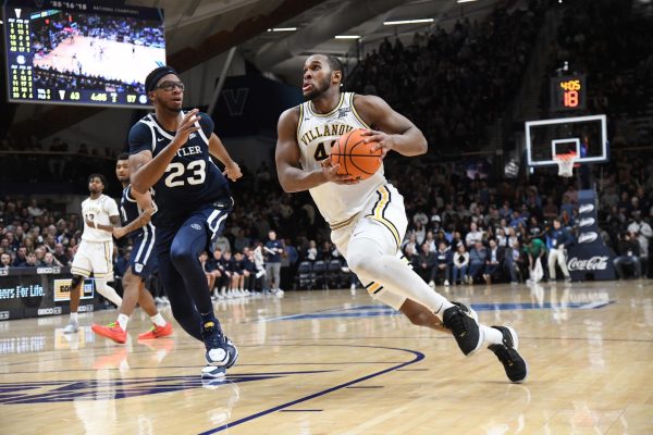 Redshirt senior forward Eric Dixon led Villanova with 22 points in the 72–62 victory over Butler at the Finn on Tuesday, Feb. 20.