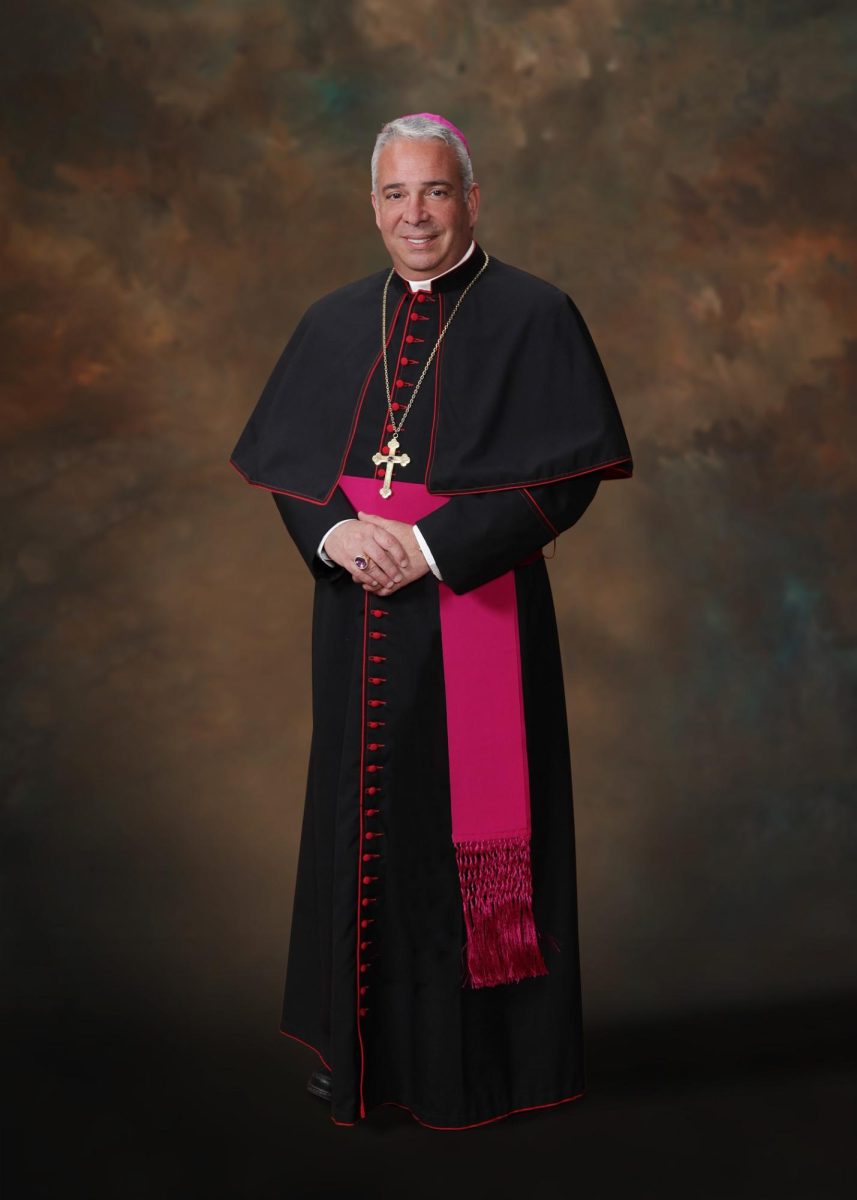Archbishop Pérez will address the graduating class of 2024. 