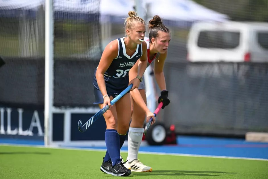 Villanova opened its conference slate with a 6-1 win against Georgetown.