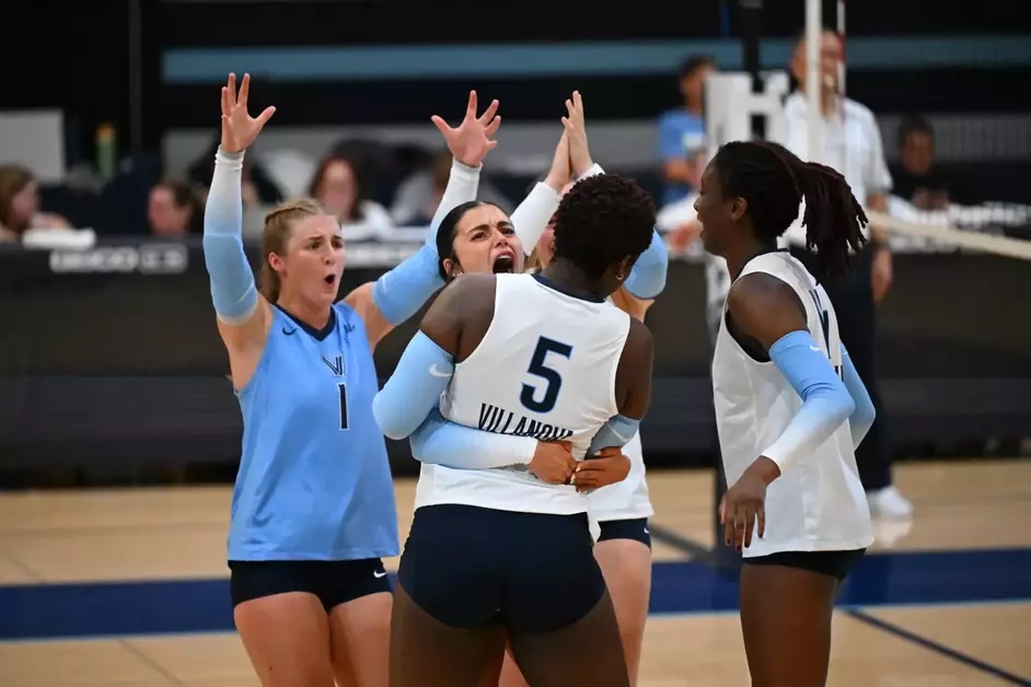 Villanova (7–4) won contests over Temple and Rhode Island in straight sets to win this weekend’s Wildcat Challenge.