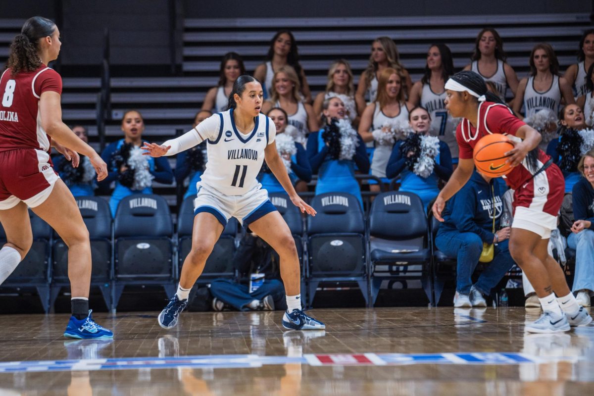 Freshman point guard Jasmine Bascoe led in both scoring and rebounds for Villanova, putting up 19 points and 7 rebounds.