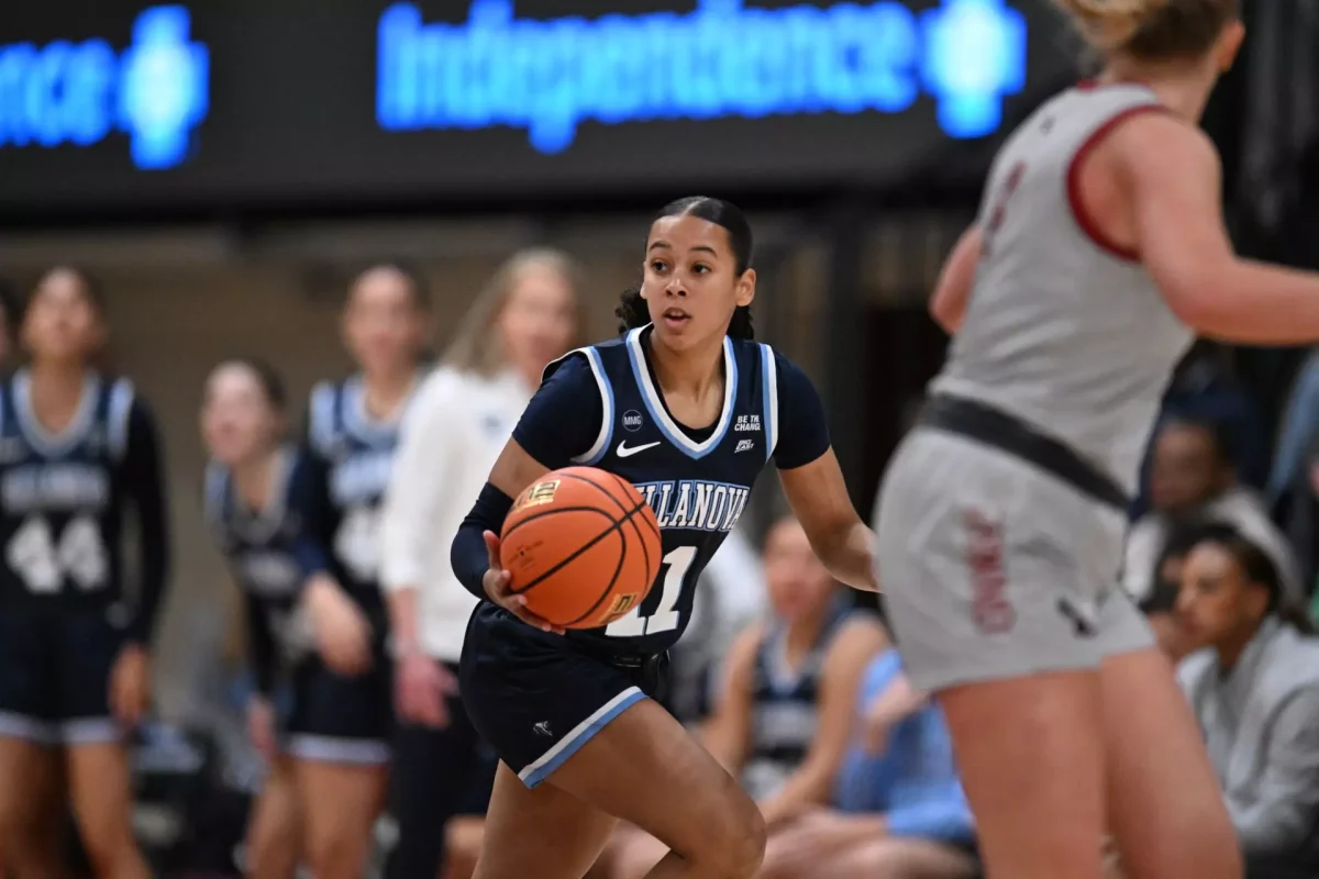 Freshman point guard Jasmine Bascoe scored a career-high 26 points in Sunday night's win over Big 5 rival Saint Joe's.