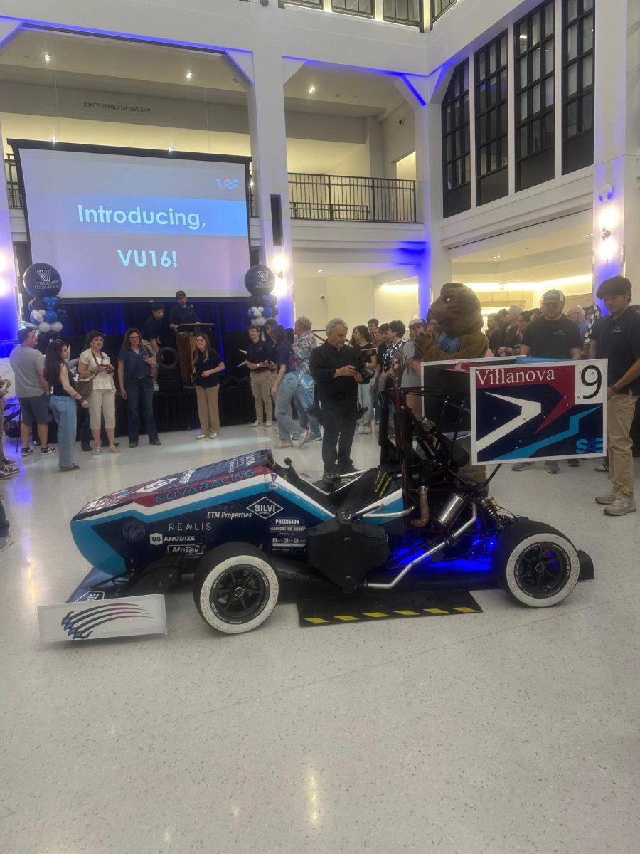 The VU race team unveils the VU 16.