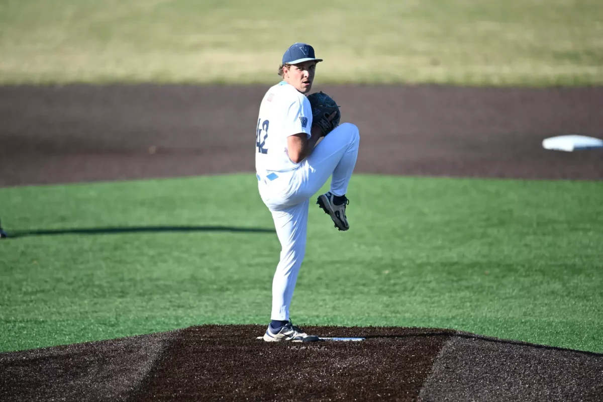 Villanova (7-9) won its first two games of the series, 5-4 and 5-0, before taking a 4-22 loss to the Buccaneers (13-6) in its final face off.