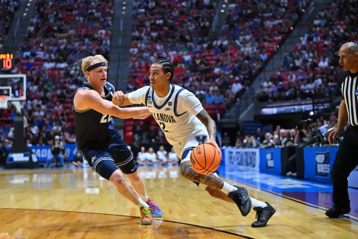 Redshirt sophomore guard Bryce Lindsay led the court with 25 points, falling only two points short of his season-high, 27 points.