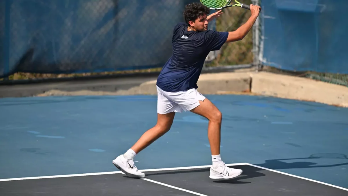 Men’s Tennis Drops Match To Marquette, 4-2